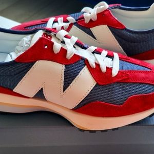 New In Box New Balance Men's Size 9.5